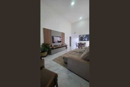 Casa de condomínio para alugar com 160m², 3 quartos e 4 vagas Casa de condomínio para alugar com 160m², 3 quartos e 4 vagasSala