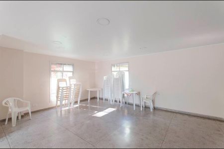 Apartamento para alugar com 46m², 2 quartos e 1 vaga Apartamento para alugar com 46m², 2 quartos e 1 vagaÁrea Comum - Salão de Festas