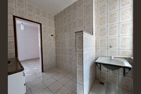 Apartamento à venda com 2 quartos, 56m² em Floramar, Belo Horizonte