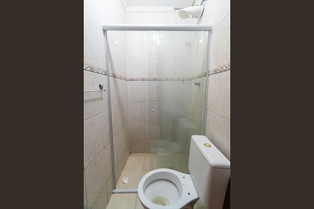 Casa de condomínio para alugar com 80m², 2 quartos e 2 vagas Casa de condomínio para alugar com 80m², 2 quartos e 2 vagasBanheiro da Suíte 1