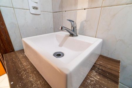 Casa de condomínio para alugar com 80m², 2 quartos e 2 vagas Casa de condomínio para alugar com 80m², 2 quartos e 2 vagasBanheiro da Suíte 2