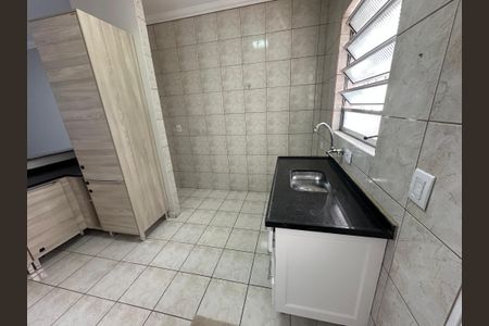 Casa para alugar com 120m², 2 quartos e 2 vagasCozinha