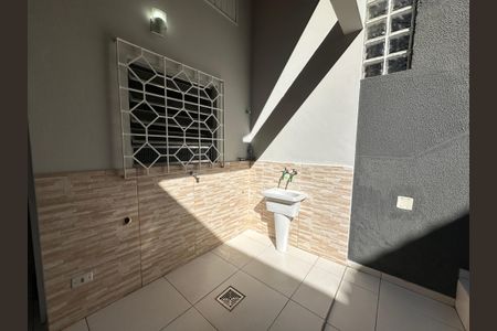 Casa para alugar com 120m², 2 quartos e 2 vagasÁrea de Serviço