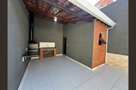 Casa para alugar com 120m², 2 quartos e 2 vagasChurrasqueira