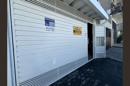 Casa para alugar com 120m², 2 quartos e 2 vagasFachada