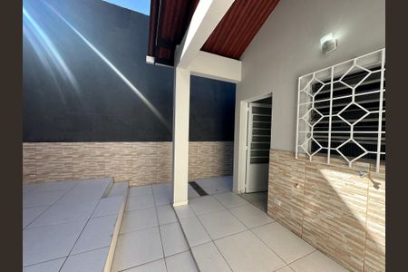 Casa para alugar com 120m², 2 quartos e 2 vagasÁrea de Serviço