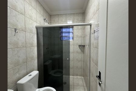 Casa para alugar com 120m², 2 quartos e 2 vagasBanheiro