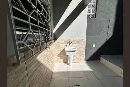 Casa para alugar com 120m², 2 quartos e 2 vagasÁrea de Serviço