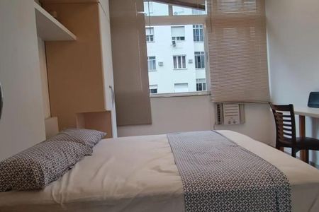 Apartamento à venda com 35m², 1 quarto e sem vaga