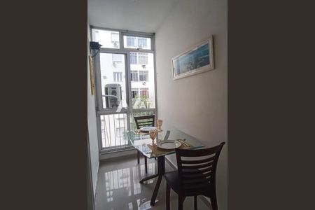 Apartamento à venda com 35m², 1 quarto e sem vaga