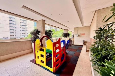 Apartamento à venda com 120m², 3 quartos e 1 vaga