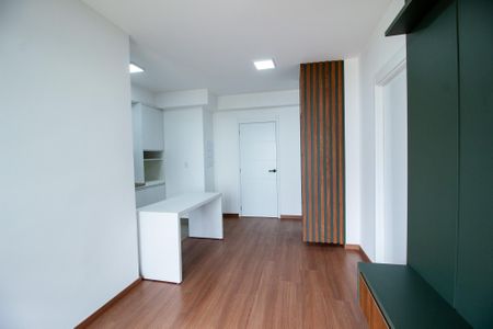 Sala de kitnet/studio para alugar com 1 quarto, 49m² em Parque Campolim, Sorocaba