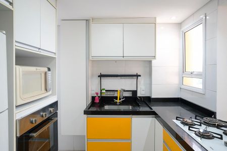 Apartamento para alugar com 96m², 2 quartos e 2 vagasCozinha