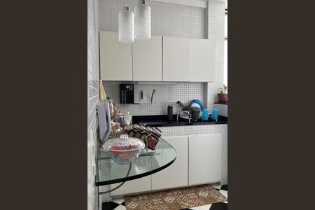 Apartamento à venda com 82m², 2 quartos e 1 vaga