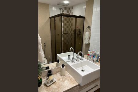 Apartamento à venda com 82m², 2 quartos e 1 vaga