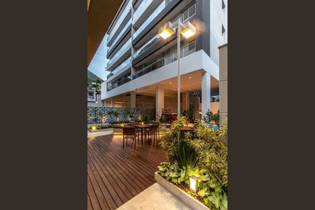 Apartamento à venda com 84m², 2 quartos e 1 vaga