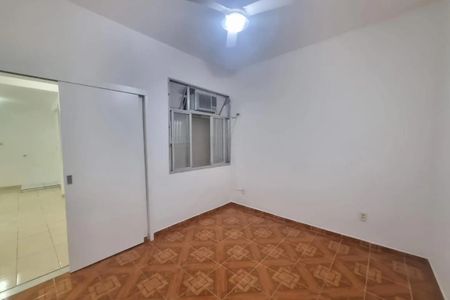 Apartamento à venda com 60m², 1 quarto e 1 vaga