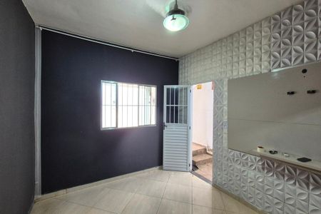 Casa para alugar com 64m², 1 quarto e 1 vagaSala / Quarto 