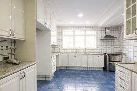 Cozinha de casa de condomínio à venda com 5 quartos, 1000m² em Condomínio Melville (Tamboré), Santana de Parnaíba