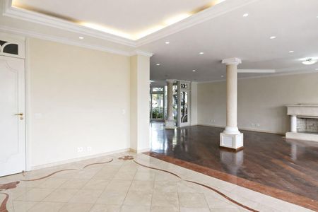 Sala de casa de condomínio à venda com 5 quartos, 1000m² em Condomínio Melville (Tamboré), Santana de Parnaíba