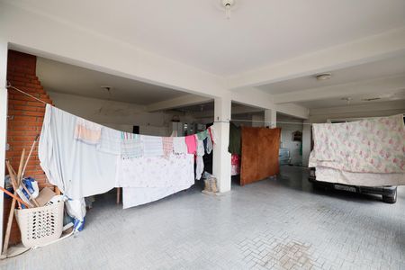 Casa à venda com 321m², 6 quartos e 4 vagasGaragem / Churrasqueira