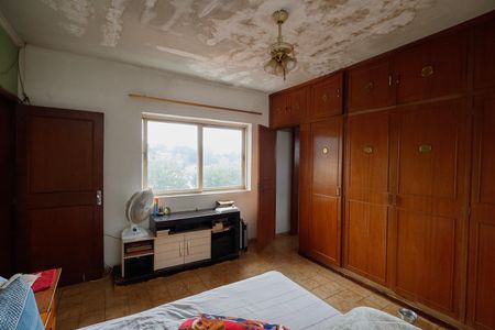 Casa à venda com 321m², 6 quartos e 4 vagasSuíte 1
