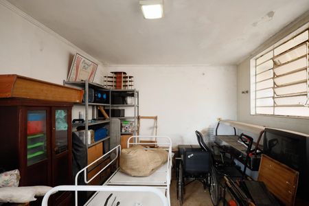 Casa à venda com 321m², 6 quartos e 4 vagasQuarto 5