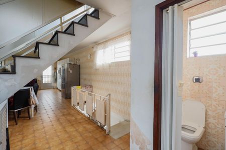 Casa à venda com 321m², 6 quartos e 4 vagasCozinha 