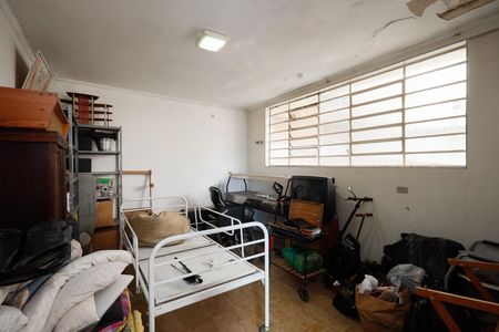 Casa à venda com 321m², 6 quartos e 4 vagasQuarto 5