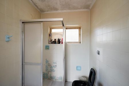Casa à venda com 321m², 6 quartos e 4 vagasBanheiro 2