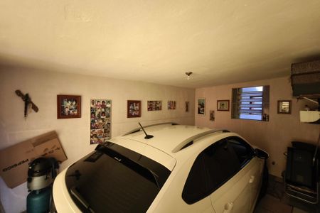 Casa à venda com 193m², 4 quartos e 5 vagasQuintal - Garagem