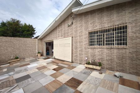 Casa à venda com 193m², 4 quartos e 5 vagasQuintal - Garagem