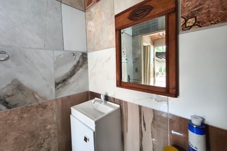 Casa à venda com 193m², 4 quartos e 5 vagasLavabo