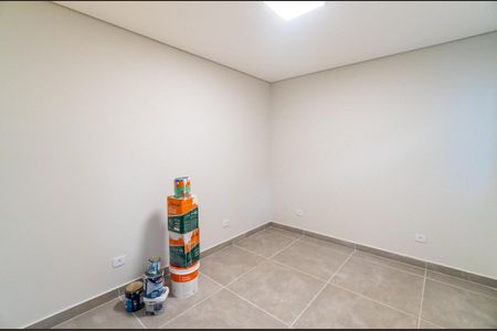 Quarto de casa para alugar com 1 quarto, 45m² em Vila Guarani (zona Sul), São Paulo