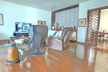 Apartamento à venda com 212m², 3 quartos e sem vaga