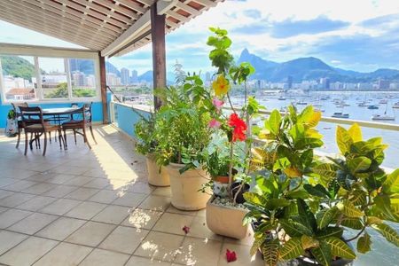Apartamento à venda com 212m², 3 quartos e sem vaga