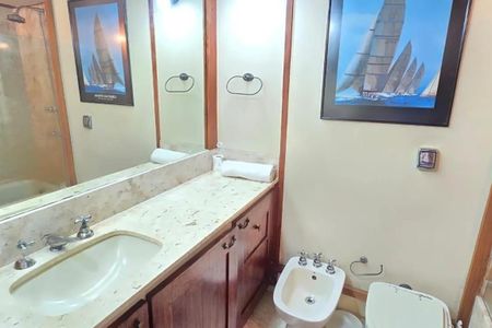 Apartamento à venda com 212m², 3 quartos e sem vaga