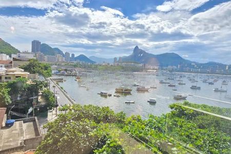 Apartamento à venda com 212m², 3 quartos e sem vaga