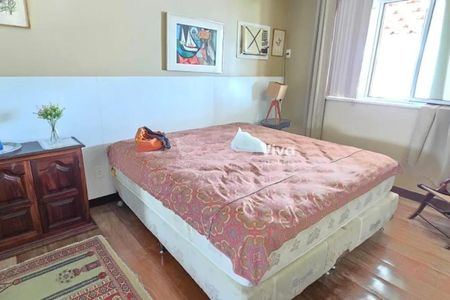 Apartamento à venda com 212m², 3 quartos e sem vaga