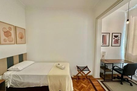 Apartamento à venda com 71m², 2 quartos e sem vaga