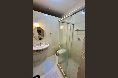 Apartamento à venda com 71m², 2 quartos e sem vaga