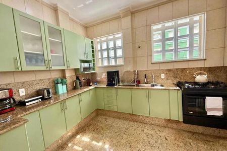 Apartamento à venda com 71m², 2 quartos e sem vaga