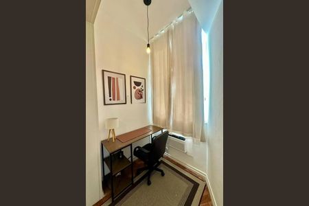 Apartamento à venda com 71m², 2 quartos e sem vaga