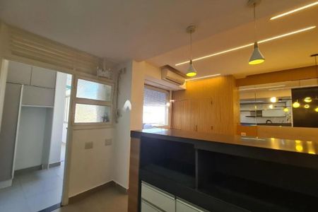 Apartamento para alugar com 177m², 3 quartos e 1 vaga