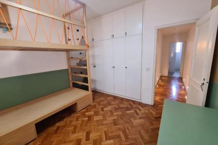 Apartamento para alugar com 177m², 3 quartos e 1 vaga