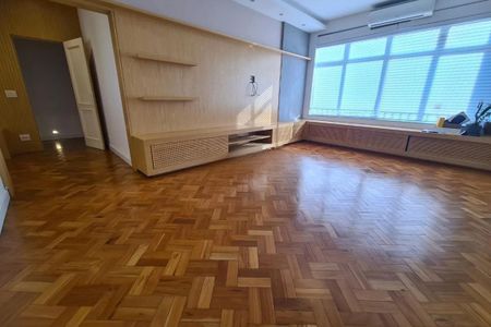 Apartamento para alugar com 177m², 3 quartos e 1 vaga