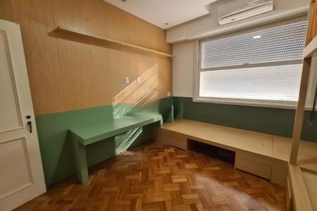 Apartamento para alugar com 177m², 3 quartos e 1 vaga