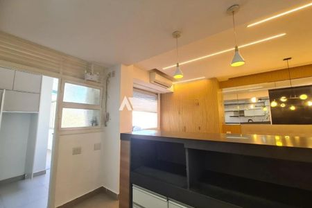 Apartamento para alugar com 177m², 3 quartos e 1 vaga