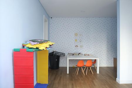 Apartamento à venda com 66m², 2 quartos e sem vagaÁrea comum - Brinquedoteca