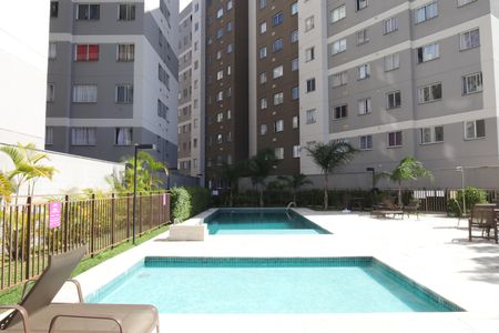 Apartamento à venda com 34m², 2 quartos e sem vagaÁrea comum - Piscina